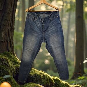 Old Navy | Womens | Relaxed Fit Blue Jeans